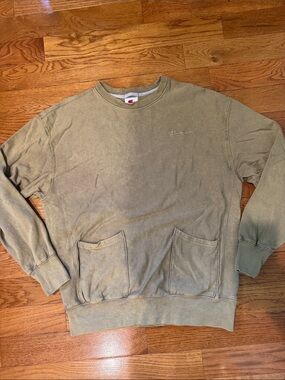 Champion Men’s Washed Sweatshirt in Sand Pepper